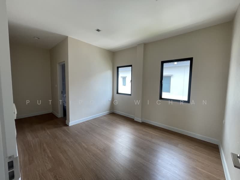 Venue ID Westgate, Nonthaburi, 72 Leabklnogbangsia, Bang Mae Nang, Bang Yai, Nonthaburi, 4 Bedrooms, 185 sqm, Semi-Detached House (Twin House) For Sale, by Puttipong Wichran, 500369469 - DDproperty.com