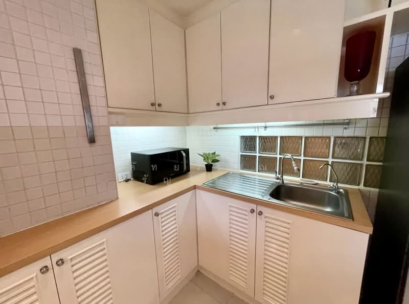 Supalai Place Sukhumvit 39, Bangkok, 175-179 Soi Sukhumvit 39 Sukhumvit Road, Khlong Tan Nua, Watthana, Bangkok, 2 Bedrooms, 142 sqm, Condo For Rent, by คัทยวรรณ หิรัญจิโรจน์, 500369470 - DDproperty.com