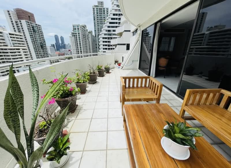 Supalai Place Sukhumvit 39, Bangkok, 175-179 Soi Sukhumvit 39 Sukhumvit Road, Khlong Tan Nua, Watthana, Bangkok, 2 Bedrooms, 142 sqm, Condo For Rent, by คัทยวรรณ หิรัญจิโรจน์, 500369470 - DDproperty.com