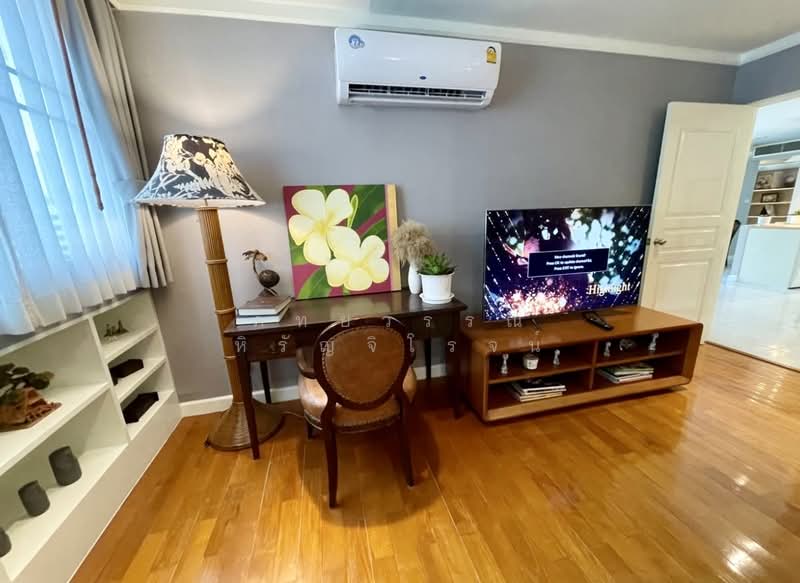Supalai Place Sukhumvit 39, Bangkok, 175-179 Soi Sukhumvit 39 Sukhumvit Road, Khlong Tan Nua, Watthana, Bangkok, 2 Bedrooms, 142 sqm, Condo For Rent, by คัทยวรรณ หิรัญจิโรจน์, 500369470 - DDproperty.com