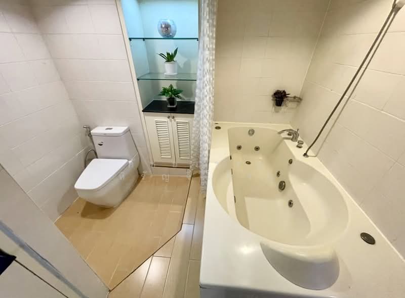 Supalai Place Sukhumvit 39, Bangkok, 175-179 Soi Sukhumvit 39 Sukhumvit Road, Khlong Tan Nua, Watthana, Bangkok, 2 Bedrooms, 142 sqm, Condo For Rent, by คัทยวรรณ หิรัญจิโรจน์, 500369470 - DDproperty.com