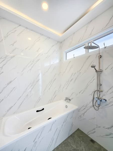 Panalee Banna Village, Chon Buri (Pattaya), Huai Yai, Bang Lamung (Pattaya), Chon Buri (Pattaya), 3 Bedrooms, 186 sqm, Single Detached House For Sale, by Fazwaz (Thailand) Co., Ltd., 500369476 - DDproperty.com