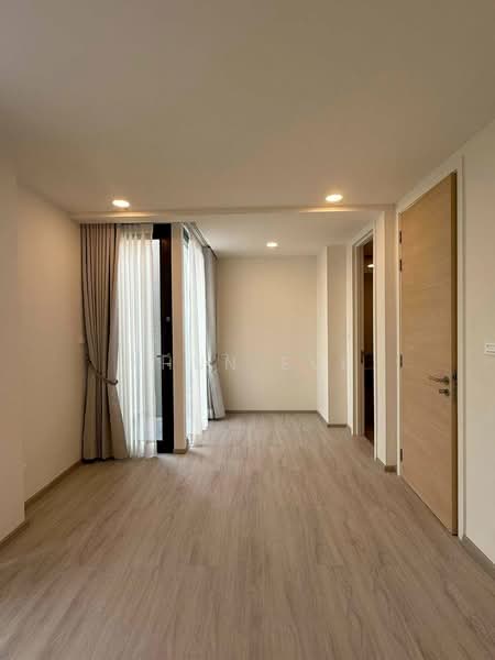 Modern Townhome for rent in Sukhumvit 105 bearing ( SPSEVE2006 ), Bangkok, ซอยแบริ่ง 39, Bang Na Tai, Bang Na, Bangkok, 3 Bedrooms, 275 sqm, Townhouse For Rent, by Khun Eve, 500369489 - DDproperty.com
