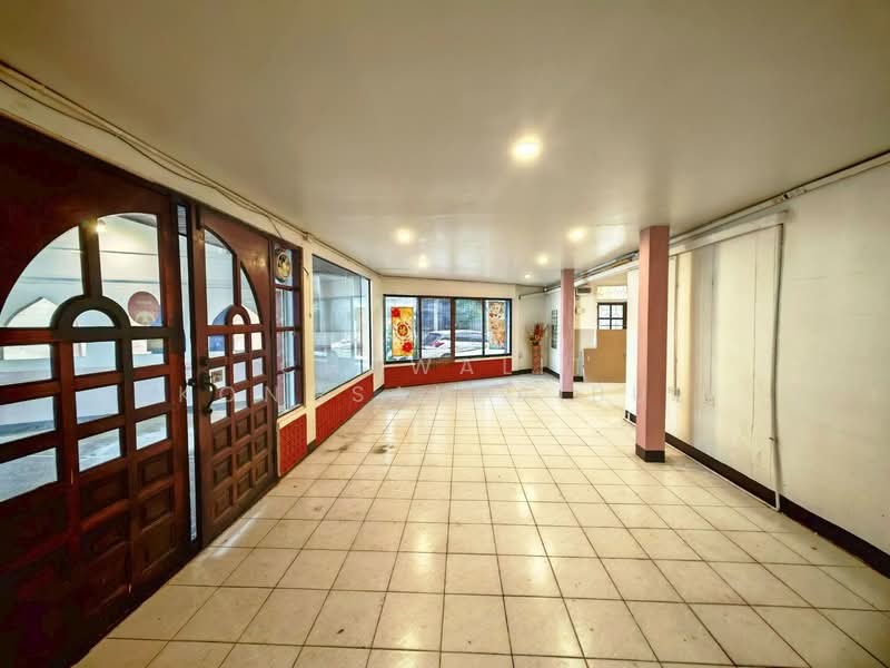 Amarinniwet 1, Bangkok, Soi Ram Inthra 3, Ram Inthra Road, Anusaowari, Bang Khen, Bangkok, 1 Bedroom, 100 sqm, Townhouse For Rent, by CHAWALIT KONGSAKPAIBUL, 500369534 - DDproperty.com