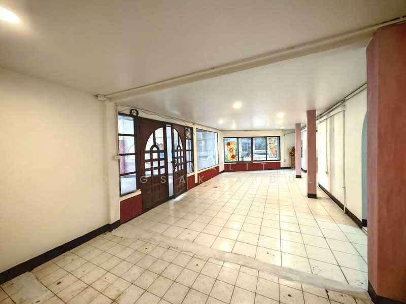 Amarinniwet 1, Bangkok, Soi Ram Inthra 3, Ram Inthra Road, Anusaowari, Bang Khen, Bangkok, 1 Bedroom, 100 sqm, Townhouse For Rent, by CHAWALIT KONGSAKPAIBUL, 500369534 - DDproperty.com