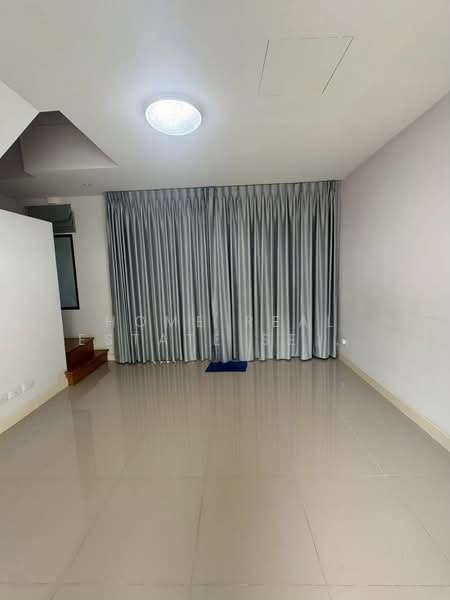 Baan Klang Muang Ratchaphruek - Rattanathibet : บ้านกลางเมือง ราชพฤกษ์ - รัตนาธิเบศร์, นนทบุรี, ซอย โยธาธิการ นนทบุรี 2023, บางรักใหญ่, บางบัวทอง, นนทบุรี, 145 ตร.ม., ทาวน์เฮ้าส์ ให้เช่า, โดย HOME Real Estate Service, 500369560 - DDproperty.com