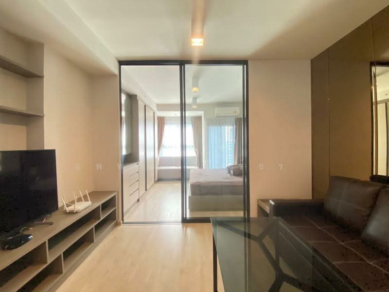 IDEO Sathorn-Wongwian Yai, Bangkok, 219 Soi Krung Thonburi 1, Khlong Ton Sai, Khlong San, Bangkok, 1 Bedroom, 35 sqm, Condo For Rent, by แพท วรินทร์ธร , 500369567 - DDproperty.com