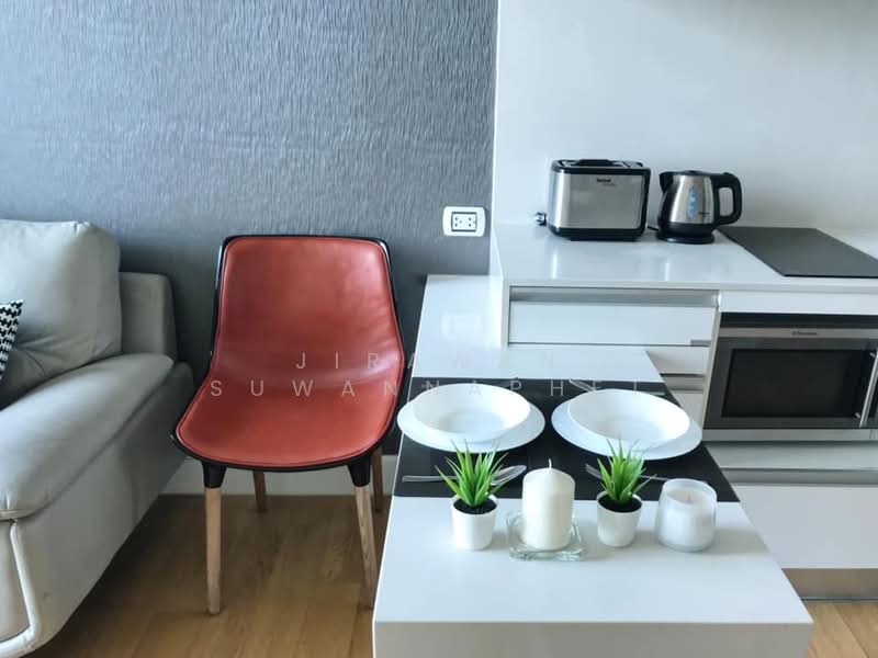 Equinox Phahol Vibha, Bangkok, 345 Paholyothin Road, Jom Phon, Chatuchak, Bangkok, 1 Bedroom, 39 sqm, Condo For Rent, by Jirawan Suwannaphet, 500369584 - DDproperty.com
