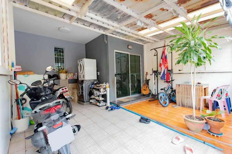 Baan Pruksa 87/2 Srinakarin-Bangna : บ้านพฤกษา 87/2 ศรีนครินทร์-บางนา, สมุทรปราการ, ถนนหนามแดง, บางแก้ว, บางพลี, สมุทรปราการ, 83 ตร.ม., ทาวน์เฮ้าส์ ขาย, โดย The Best Property ปู, 500369585 - DDproperty.com