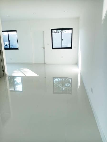 Grande V Home Bangna, Samut Prakan, Bang Bo, Samut Prakan, 3 Bedrooms, 141 sqm, Semi-Detached House (Twin House) For Rent, by สมโพธิ เทศวิรัช, 500369596 - DDproperty.com