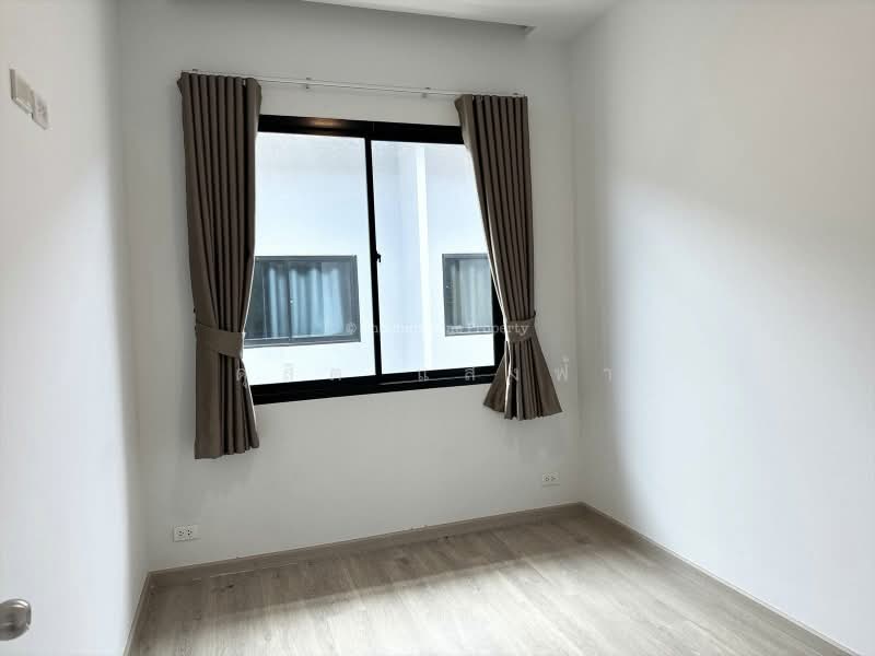ให้เช่าทาวน์โฮมใหม่ บ้านเปล่า ม.อนานคร แหลมฉบัง, Chon Buri (Pattaya), Bang Lamung, Bang Lamung (Pattaya), Chon Buri (Pattaya), 3 Bedrooms, 80 sqm, Townhouse For Rent, by Dusit Saengfa, 500369619 - DDproperty.com