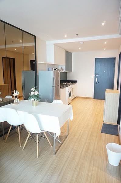 Sky Walk Residences, Bangkok, 1599 Sukhumvit Road, Phra Kanong Nua, Watthana, Bangkok, 2 Bedrooms, 60 sqm, Condo For Sale, by Nattharika Khwanlada, 500369625 - DDproperty.com