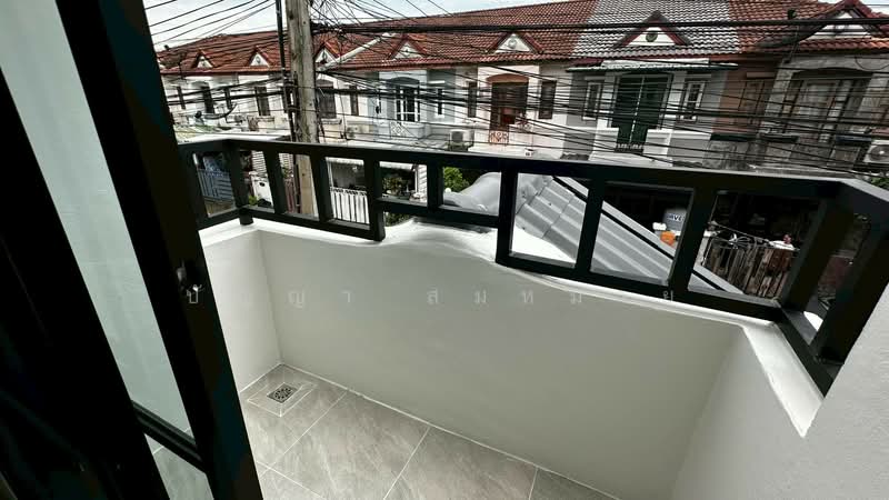 หมู่บ้าน เค ซี รามอินทรา 6, กรุงเทพ, สามวาตะวันตก, คลองสามวา, กรุงเทพ, 110 ตร.ม., ทาวน์เฮ้าส์ ขาย, โดย ปัญญา สมหมาย, 500369628 - DDproperty.com