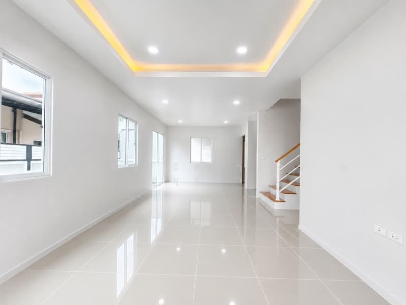 The Trust Ville Watcharapol-Hathairat, Pathum Thani, Hatairat Road, Bung Kham Proi, Lam Luk Ka, Pathum Thani, 3 Bedrooms, 210 sqm, Single Detached House For Sale, by ภัทรนัน อิศรางกูร ณ อยุธยา, 500369641 - DDproperty.com