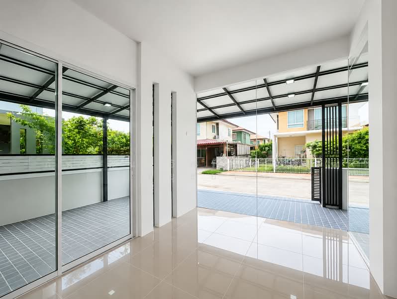The Trust Ville Watcharapol-Hathairat, Pathum Thani, Hatairat Road, Bung Kham Proi, Lam Luk Ka, Pathum Thani, 3 Bedrooms, 210 sqm, Single Detached House For Sale, by ภัทรนัน อิศรางกูร ณ อยุธยา, 500369641 - DDproperty.com