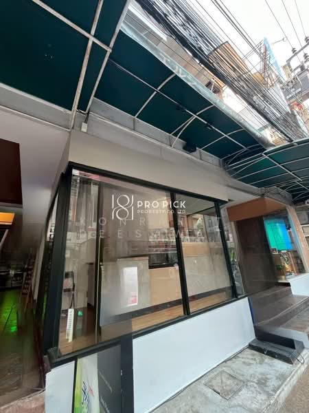 Retail Space For Rent near BTS Phrom Phong 35,000 for Coffee shop, Nail Salon, Bakery, Bangkok, สุขุมวิท, Khlong Tan Nua, Watthana, Bangkok, , 8 sqm, Retail Space For Rent, by Konrarat Deesawat, 500369667 - DDproperty.com