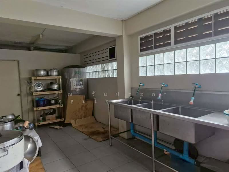 อาคารพาณิชย์ 3.5 ชั้น 35.1 ตร.ว. หมู่บ้านเคหะชุมชนนนทบุรี ซอยติวานนท์-ปากเกร็ด15, นนทบุรี, ถนนติวานนท์, ปากเกร็ด, นนทบุรี, 200 ตร.ม., ตึกแถว-อาคารพาณิชย์ ขาย, โดย คุณ วันประภา จุสมใจ (กุ้ง), 500369677 - DDproperty.com