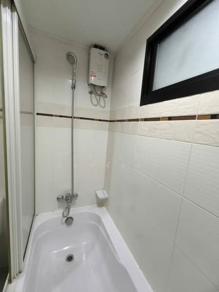 Lumpini Place Narathiwas-Chaopraya, Bangkok, 1298 Rama 3 Road, Chong Nonsi, Yan Nawa, Bangkok, 1 Bedroom, 41 sqm, Condo For Rent, by จิตราภรณ์ พิมพ์จันทร์, 500369696 - DDproperty.com