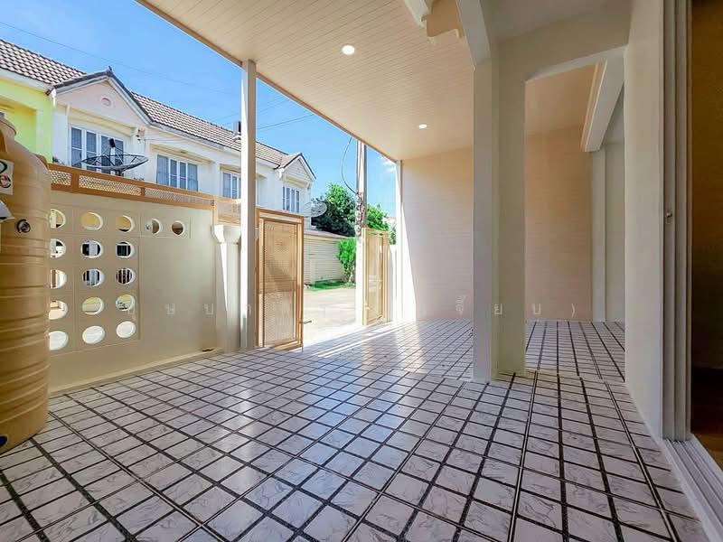 Budsarin Wongwaen-Rattanathibet, Nonthaburi, Ban Kluai-Sai Noi Road, Phimonrat, Bang Bua Thong, Nonthaburi, 4 Bedrooms, 110 sqm, Townhouse For Sale, by บุษบากร (เจี๊ยบ), 500369715 - DDproperty.com