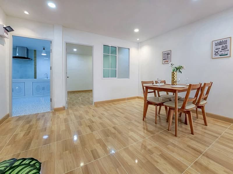 Budsarin Wongwaen-Rattanathibet, Nonthaburi, Ban Kluai-Sai Noi Road, Phimonrat, Bang Bua Thong, Nonthaburi, 4 Bedrooms, 110 sqm, Townhouse For Sale, by บุษบากร (เจี๊ยบ), 500369715 - DDproperty.com