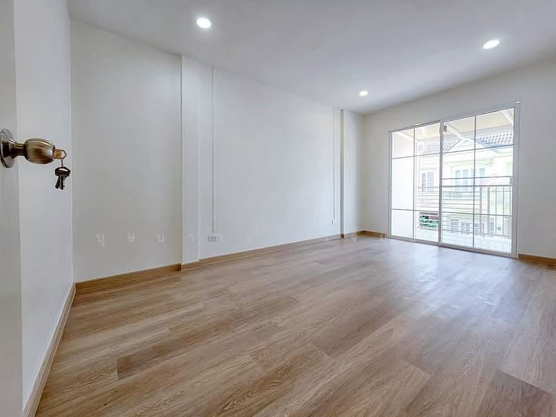 Budsarin Wongwaen-Rattanathibet, Nonthaburi, Ban Kluai-Sai Noi Road, Phimonrat, Bang Bua Thong, Nonthaburi, 4 Bedrooms, 110 sqm, Townhouse For Sale, by บุษบากร (เจี๊ยบ), 500369715 - DDproperty.com