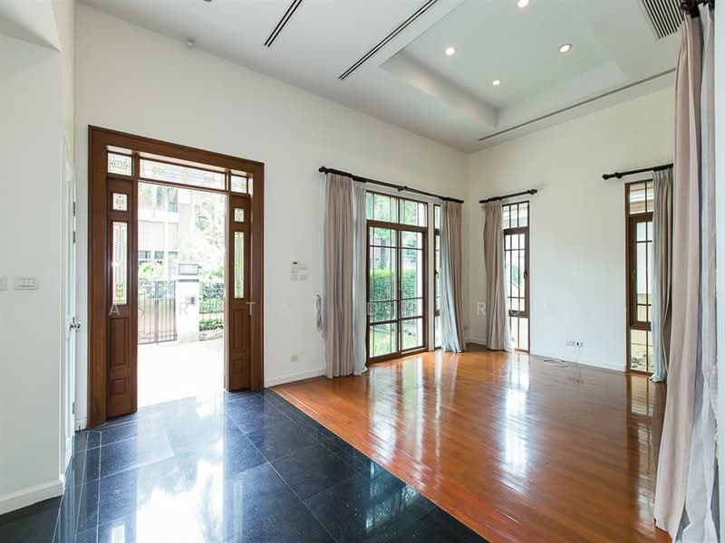 Baan Sansiri Sukhumvit 67, Bangkok, 32 Soi Sukhumvit 67, Phra Kanong Nua, Watthana, Bangkok, 4 Bedrooms, 394 sqm, Single Detached House For Rent, by Kanrutai Dawruang, 500369723 - DDproperty.com