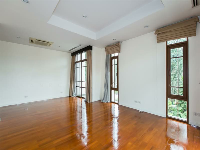 Baan Sansiri Sukhumvit 67, Bangkok, 32 Soi Sukhumvit 67, Phra Kanong Nua, Watthana, Bangkok, 4 Bedrooms, 394 sqm, Single Detached House For Rent, by Kanrutai Dawruang, 500369723 - DDproperty.com