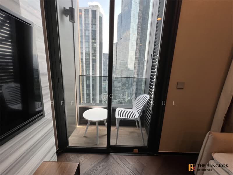 The Esse Sukhumvit 36, Bangkok, Soi Sukhumvit 36, Sukhumvit Road, Phra Kanong, Khlong Toei, Bangkok, 1 Bedroom, 38 sqm, Condo For Rent, by Nicha Peerakittikul, 500369732 - DDproperty.com