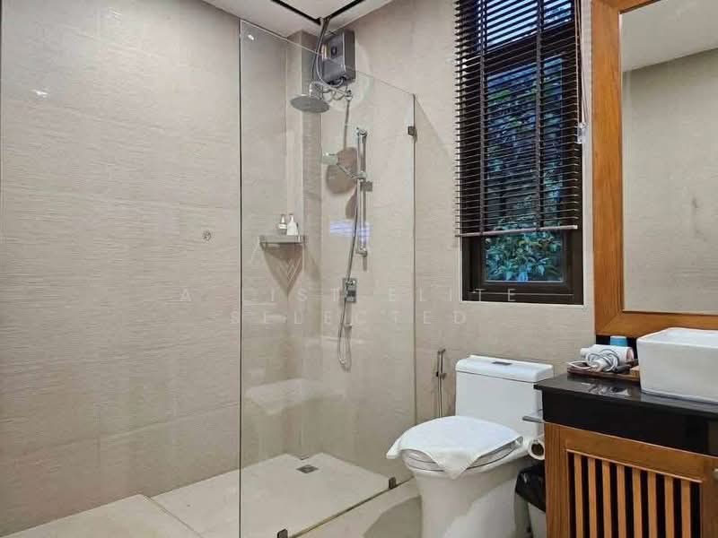 East Village, Bangkok, 4, 7 Vibhavadi Rangsit 3 Alley, Jom Phon, Chatuchak, Bangkok, 6 Bedrooms, 1,200 sqm, Condo For Rent, by A LIST ELITE SELECTED, 500369764 - DDproperty.com