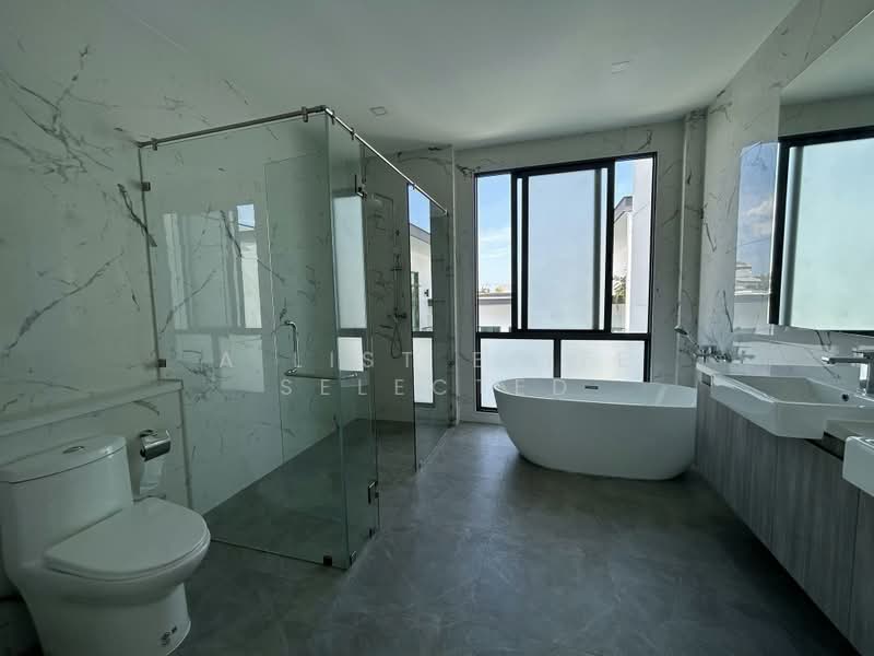 Layan Chak Nok, Chon Buri (Pattaya), Toongklom-Talman 20, Bang Lamung, Bang Lamung (Pattaya), Chon Buri (Pattaya), 5 Bedrooms, 399 sqm, Villa For Sale, by A LIST ELITE SELECTED, 500369786 - DDproperty.com