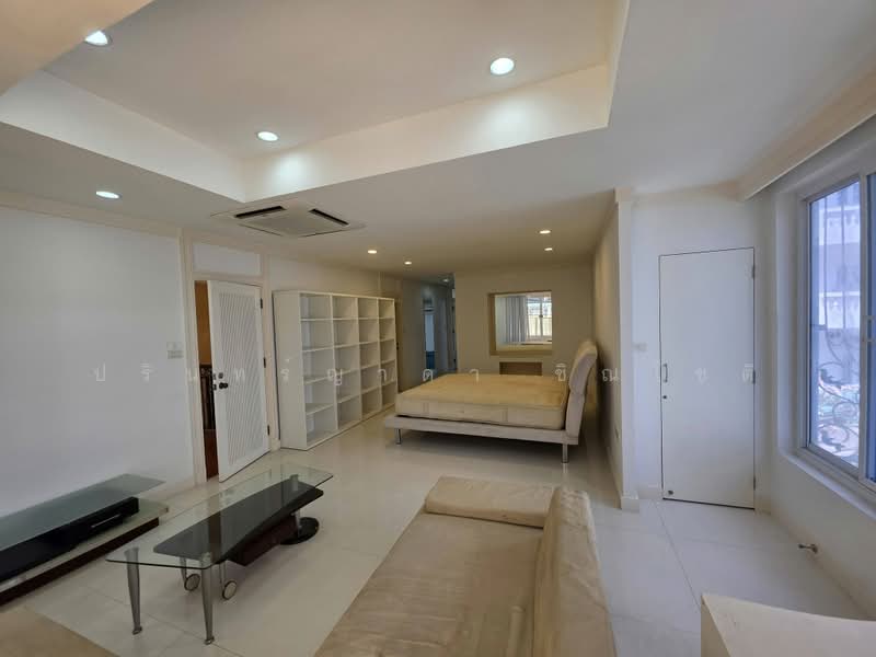 House Silom, Bangkok, silom 13, Silom, Bang Rak, Bangkok, 3 Bedrooms, 300 sqm, Single Detached House For Rent, by ปรินทร์ญาดา ชิณโชติ, 500369862 - DDproperty.com