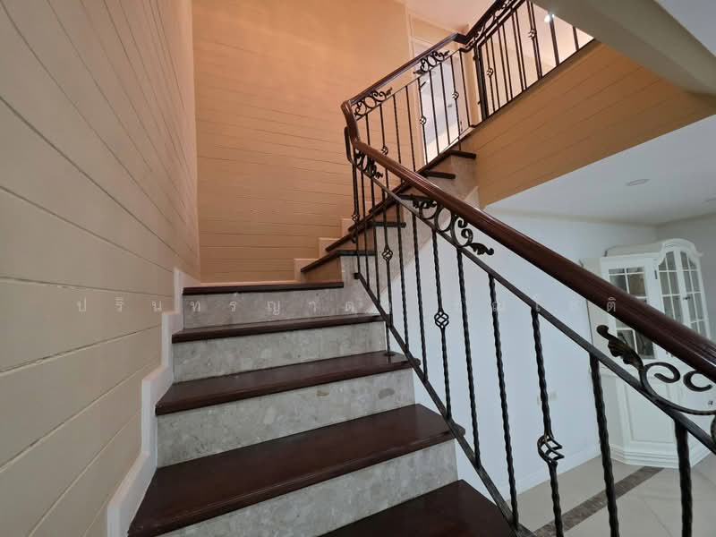 บ้านเดี่ยว สีลม, กรุงเทพ, silom 13, สีลม, บางรัก, กรุงเทพ, 300 ตร.ม., บ้านเดี่ยว ให้เช่า, โดย ปรินทร์ญาดา ชิณโชติ, 500369862 - DDproperty.com