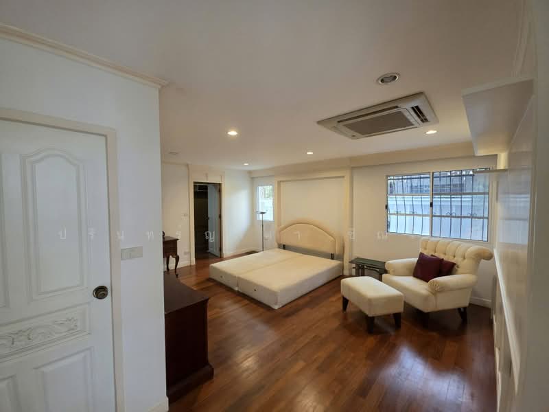 บ้านเดี่ยว สีลม, กรุงเทพ, silom 13, สีลม, บางรัก, กรุงเทพ, 300 ตร.ม., บ้านเดี่ยว ให้เช่า, โดย ปรินทร์ญาดา ชิณโชติ, 500369862 - DDproperty.com