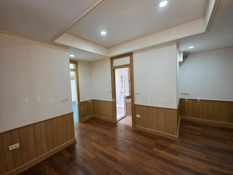 บ้านเดี่ยว สีลม, กรุงเทพ, silom 13, สีลม, บางรัก, กรุงเทพ, 300 ตร.ม., บ้านเดี่ยว ให้เช่า, โดย ปรินทร์ญาดา ชิณโชติ, 500369862 - DDproperty.com