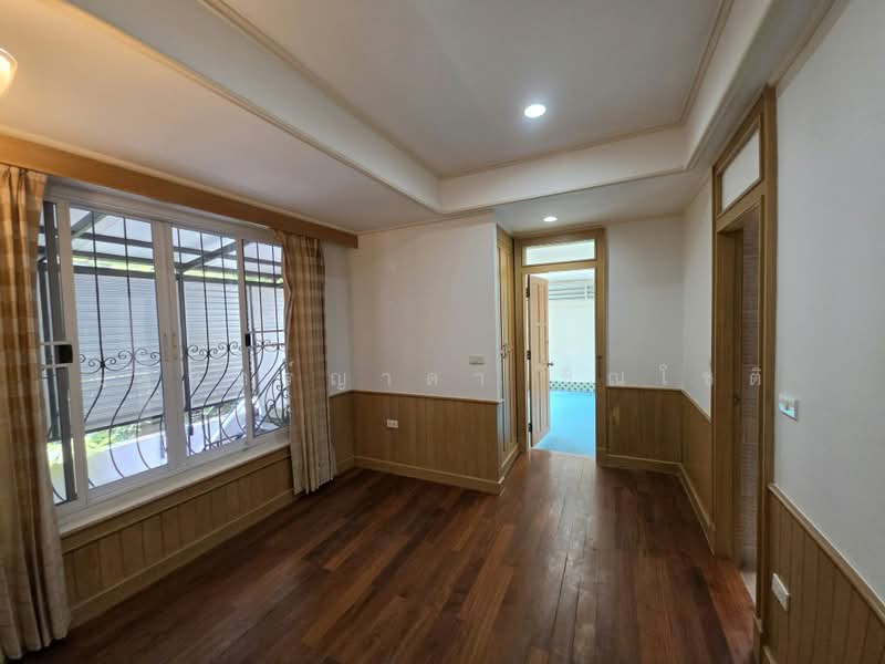 House Silom, Bangkok, silom 13, Silom, Bang Rak, Bangkok, 3 Bedrooms, 300 sqm, Single Detached House For Rent, by ปรินทร์ญาดา ชิณโชติ, 500369862 - DDproperty.com