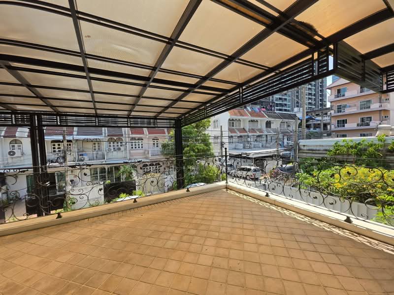 House Silom, Bangkok, silom 13, Silom, Bang Rak, Bangkok, 3 Bedrooms, 300 sqm, Single Detached House For Rent, by ปรินทร์ญาดา ชิณโชติ, 500369862 - DDproperty.com