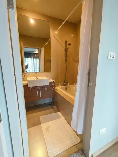 Noble Refine, Bangkok, Soi Sukhumvit 26, Sukhumvit Road, Khong Tan, Khlong Toei, Bangkok, 1 Bedroom, 55 sqm, Condo For Rent, by Juthabhorn Uppachit (Amy), 500369863 - DDproperty.com