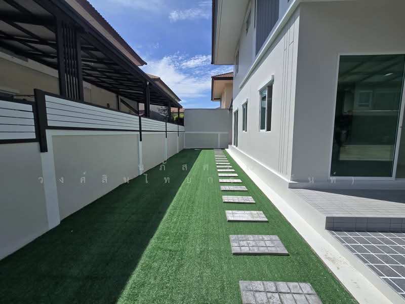 The Trust Ville Watcharapol-Hathairat, Pathum Thani, Hatairat Road, Bung Kham Proi, Lam Luk Ka, Pathum Thani, 4 Bedrooms, 200 sqm, Single Detached House For Sale, by นภัสศรณ์ วงศ์สินไทยกร (นันท์), 500369879 - DDproperty.com