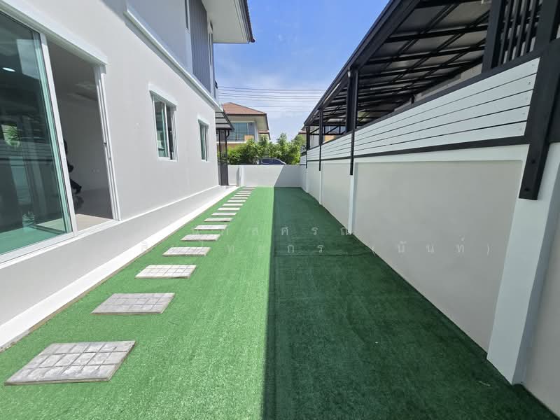 The Trust Ville Watcharapol-Hathairat, Pathum Thani, Hatairat Road, Bung Kham Proi, Lam Luk Ka, Pathum Thani, 4 Bedrooms, 200 sqm, Single Detached House For Sale, by นภัสศรณ์ วงศ์สินไทยกร (นันท์), 500369879 - DDproperty.com