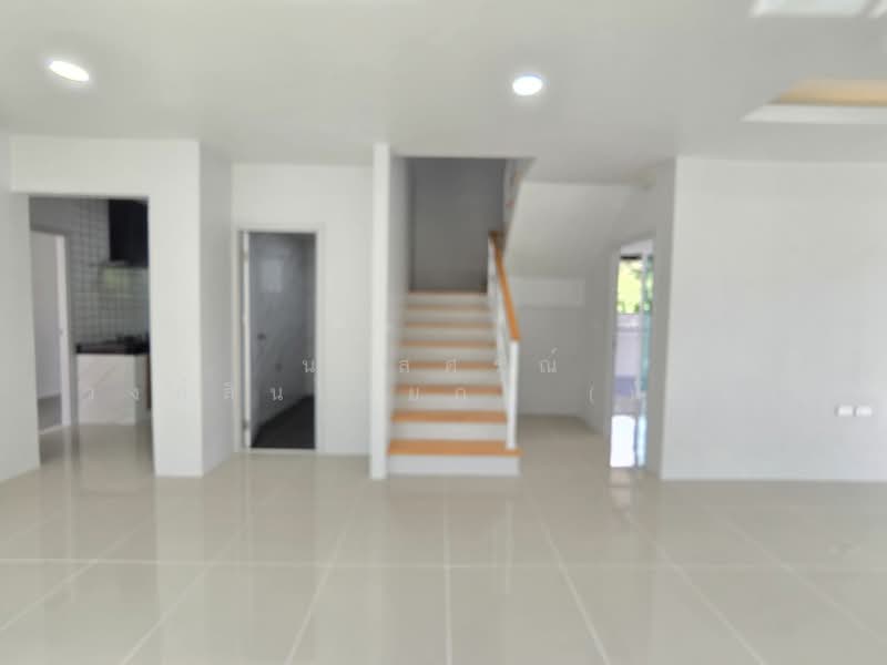 The Trust Ville Watcharapol-Hathairat, Pathum Thani, Hatairat Road, Bung Kham Proi, Lam Luk Ka, Pathum Thani, 4 Bedrooms, 200 sqm, Single Detached House For Sale, by นภัสศรณ์ วงศ์สินไทยกร (นันท์), 500369879 - DDproperty.com