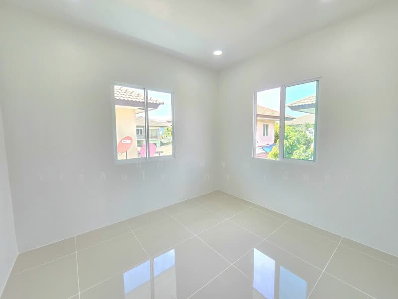 The Trust Ville Watcharapol-Hathairat, Pathum Thani, Hatairat Road, Bung Kham Proi, Lam Luk Ka, Pathum Thani, 4 Bedrooms, 200 sqm, Single Detached House For Sale, by นภัสศรณ์ วงศ์สินไทยกร (นันท์), 500369879 - DDproperty.com