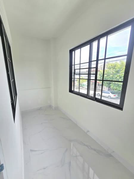 หมู่บ้านศุชญา ธัญบุรี คลอง 4 ถนนรังสิต-นครนายก บึงยี่โถ ปทุมธานี, ปทุมธานี, รังสิต-นครนายก, บึงยี่โถ, ธัญบุรี, ปทุมธานี, 200 ตร.ม., บ้านเดี่ยว ขาย, โดย นภัสศรณ์ วงศ์สินไทยกร (นันท์), 500369887 - DDproperty.com