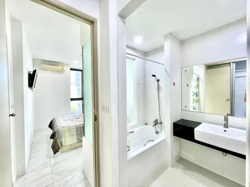 IDEO Ratchada-Huaikwang, Bangkok, 62 Pracharajbumpen Road, Huai Khwang, Bangkok, 1 Bedroom, 35 sqm, Condo For Rent, by Virachai Vongbunsin, 500369889 - DDproperty.com