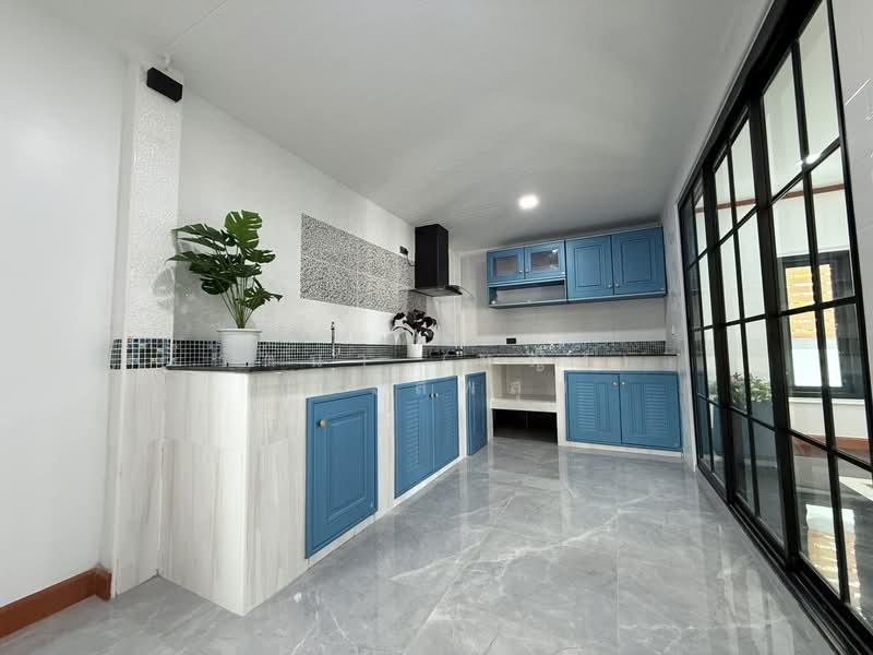 หมู่บ้านเพ็ญศิริ 4, Bangkok, เลียบวารี, Khok Faed, Nong Chok, Bangkok, 5 Bedrooms, 240 sqm, Single Detached House For Sale, by รัตนา (หญิง) ประสพสุข, 500369899 - DDproperty.com