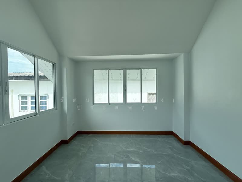 หมู่บ้านเพ็ญศิริ 4, Bangkok, เลียบวารี, Khok Faed, Nong Chok, Bangkok, 5 Bedrooms, 240 sqm, Single Detached House For Sale, by รัตนา (หญิง) ประสพสุข, 500369899 - DDproperty.com