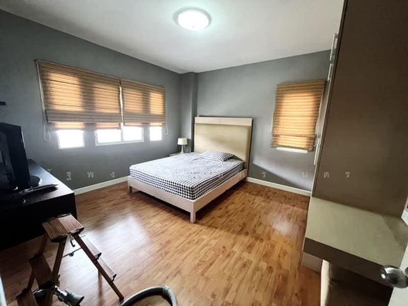Moobaan Narawan, Bangkok, Soi Phatthanakan 44, Suan Luang, Bangkok, 3 Bedrooms, 200 sqm, Single Detached House For Rent, by นัฐพงค์ มณีอัครเนตร, 500369902 - DDproperty.com