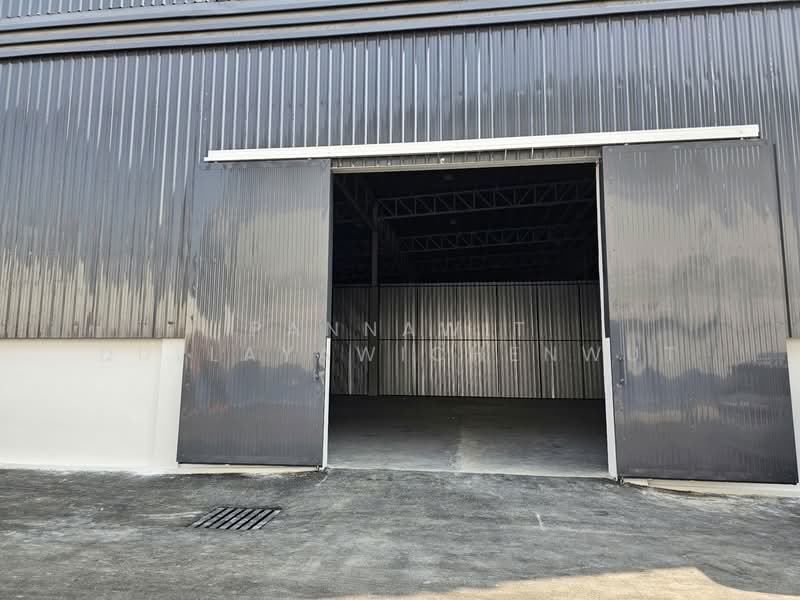 Warehouse for rent, 422 sq.m.,Khlong Toei District, Bangkok (Code: JKP379), Bangkok, Khlong Toei, Khlong Toei, Bangkok, , 422 sqm, Warehouse/Factory For Rent, by Pannawit Dullayawichenwut, 500369935 - DDproperty.com