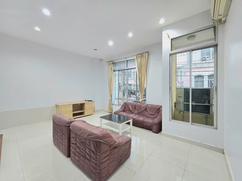Baan Klang Muang British Town Sri Dan 24, Samut Prakan, ศรีด่าน 24, Samrong Nua, Muang Samut Prakarn, Samut Prakan, 3 Bedrooms, 320 sqm, Townhouse For Rent, by ปรินทร์ญาดา ชิณโชติ, 500369945 - DDproperty.com