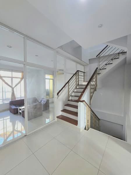 Baan Klang Muang British Town Sri Dan 24, Samut Prakan, ศรีด่าน 24, Samrong Nua, Muang Samut Prakarn, Samut Prakan, 3 Bedrooms, 320 sqm, Townhouse For Rent, by ปรินทร์ญาดา ชิณโชติ, 500369945 - DDproperty.com