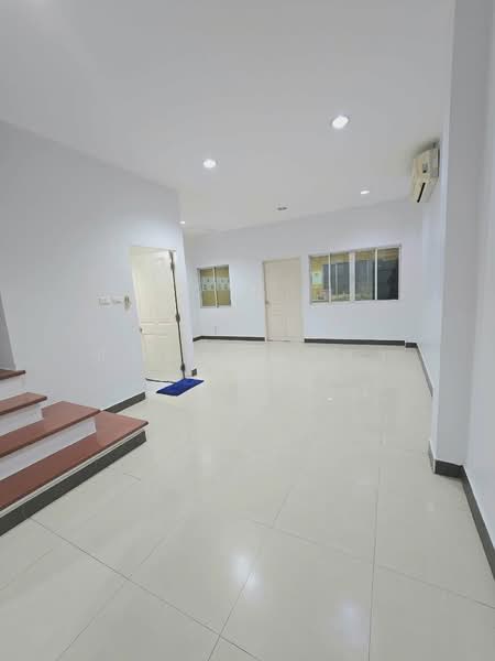 บ้านกลางเมือง บริติช ทาวน์ ศรีด่าน 24, สมุทรปราการ, ศรีด่าน 24, สำโรงเหนือ, เมืองสมุทรปราการ, สมุทรปราการ, 320 ตร.ม., ทาวน์เฮ้าส์ ให้เช่า, โดย ปรินทร์ญาดา ชิณโชติ, 500369945 - DDproperty.com